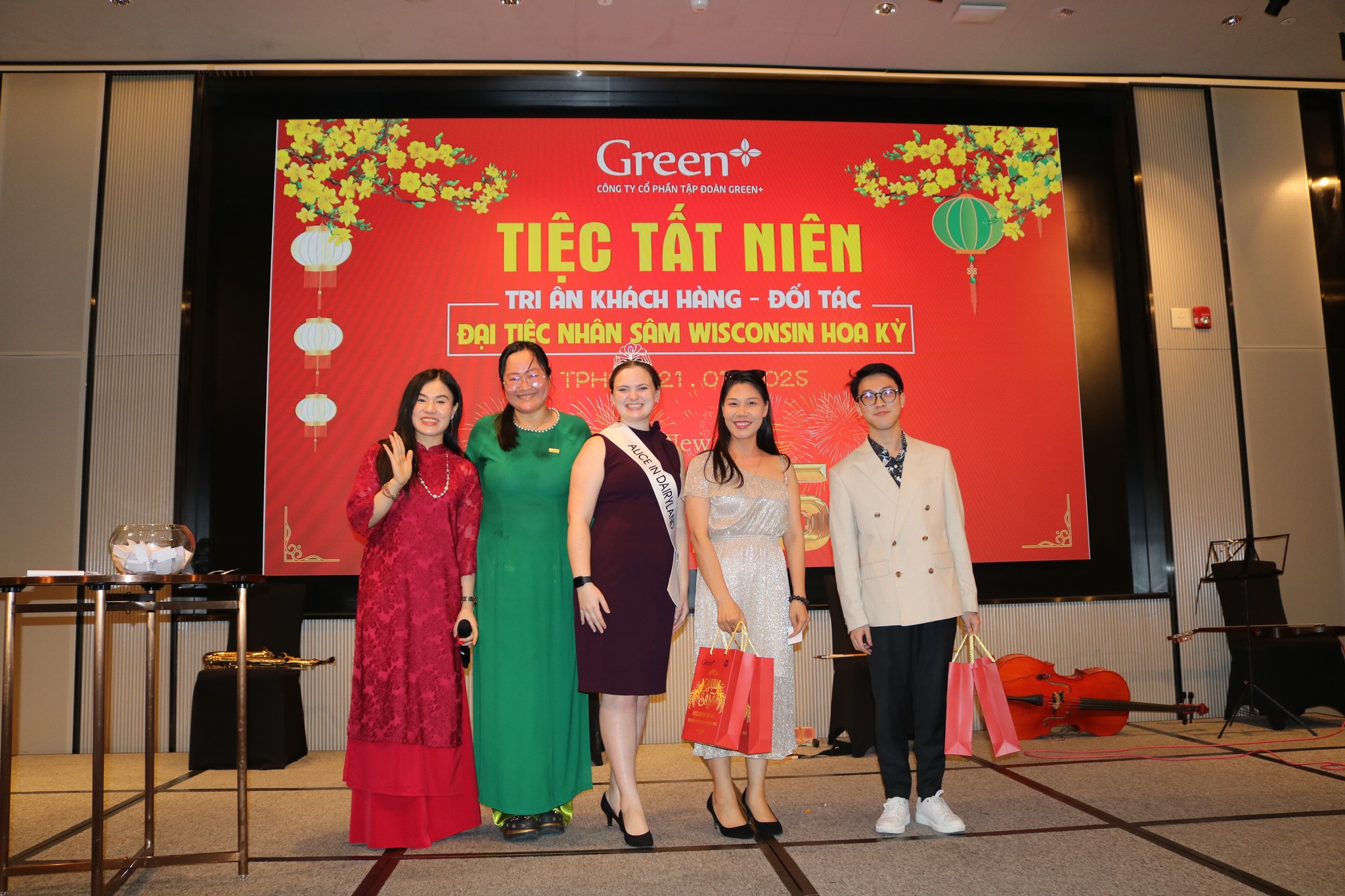 CÔNG TY CỔ PHẦN TẬP ĐOÀN GREEN+