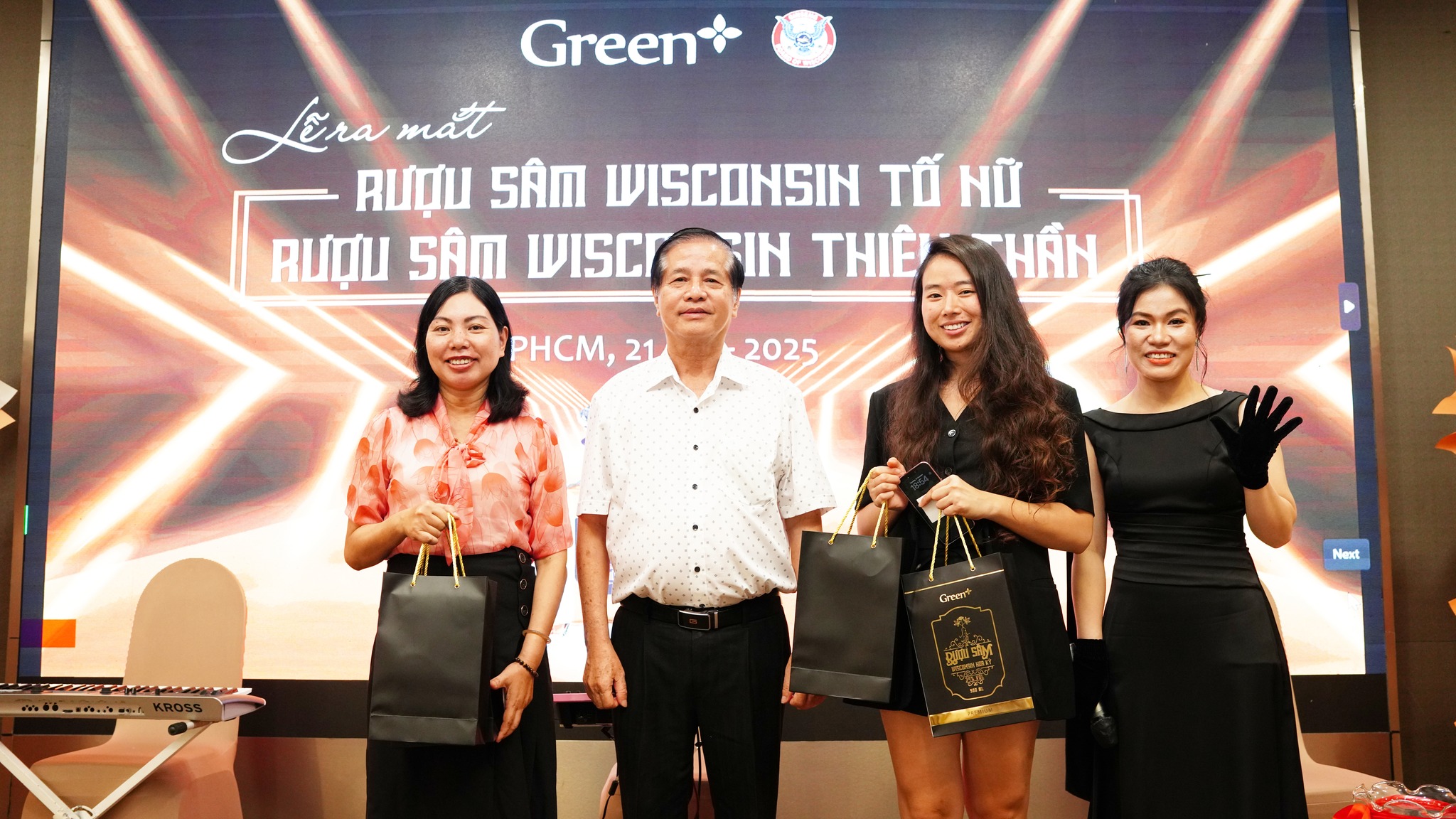 CÔNG TY CỔ PHẦN TẬP ĐOÀN GREEN+