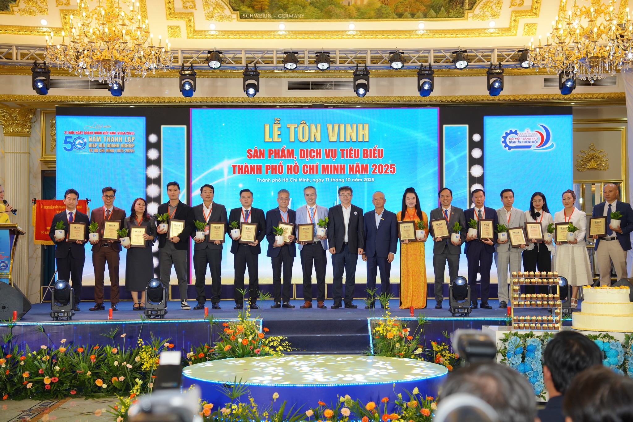 CÔNG TY CỔ PHẦN TẬP ĐOÀN GREEN+
